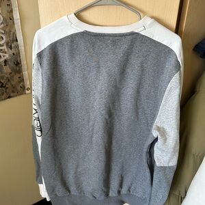 Calvin Klein Super Comfy Crewneck Sweatshirt!